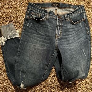 Judy Blue Skinny Fit 11/30